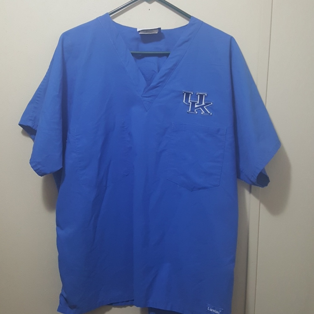 Landau Women's Scrub Top UK Wildcats